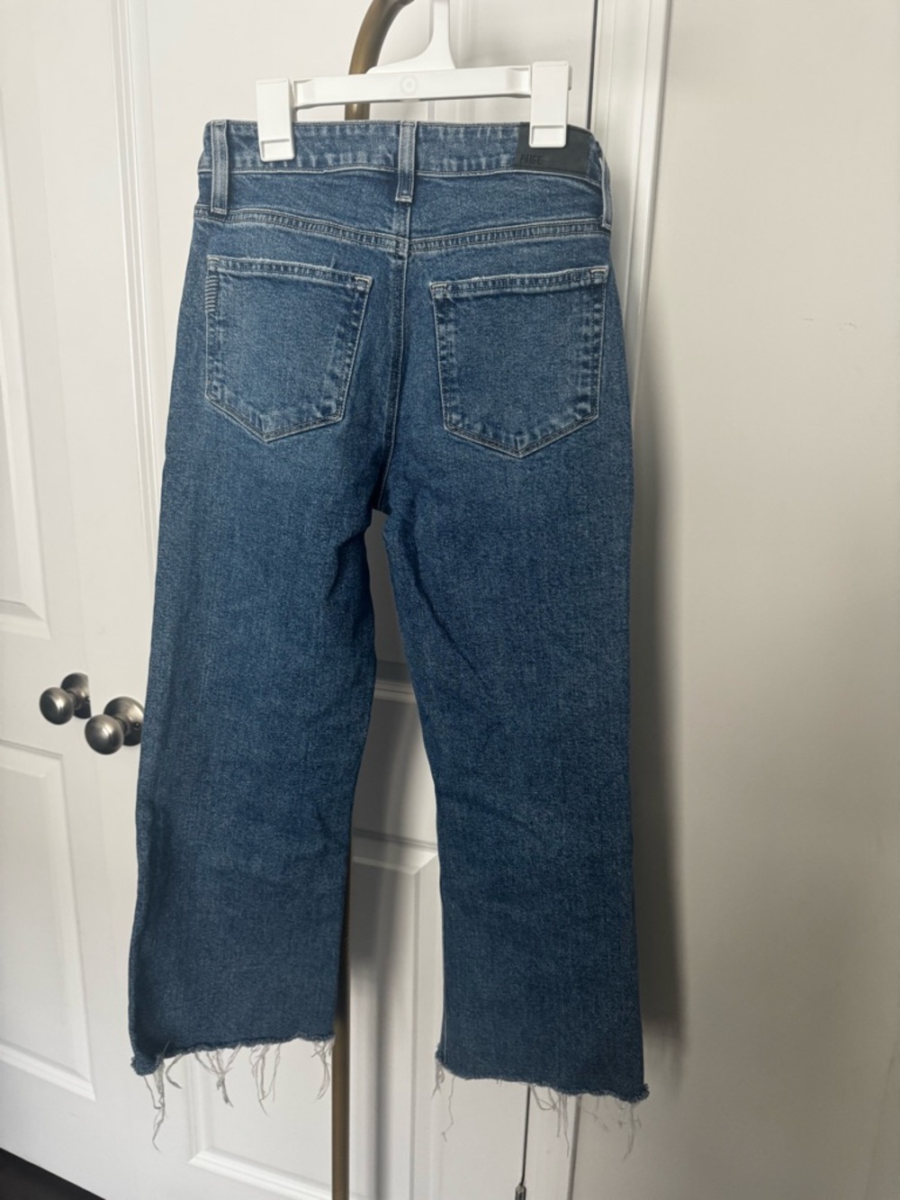 PAIGE High-Rise Leenah Ankle Straight-Leg Jeans with Raw Hem - Picture 4 of 5